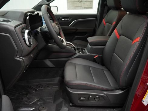 New 2026 Chevrolet Colorado Z71 w/ Technology Package AWD/4WD image 7