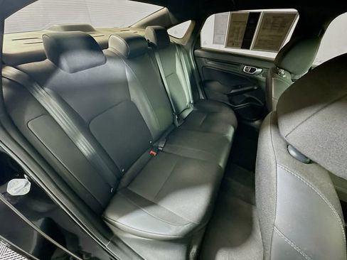 Used 2024 Honda Civic Sport image 29