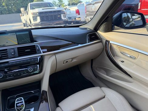 Used 2016 BMW 328i Sedan RWD image 17