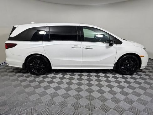 Used 2024 Honda Odyssey Sport image 7
