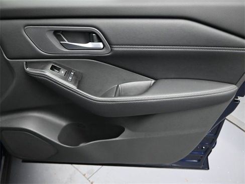 New 2026 Nissan Rogue SV w/ SV Premium Package image 29