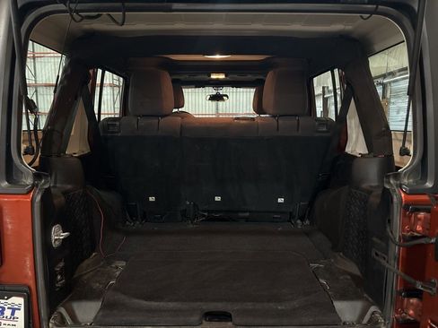 Used 2014 Jeep Wrangler Unlimited Sport w/ Trailer Tow Group image 13