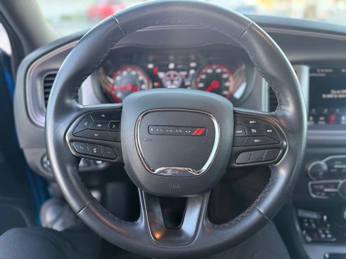 Used 2023 Dodge Charger SXT w/ Blacktop Package image 6