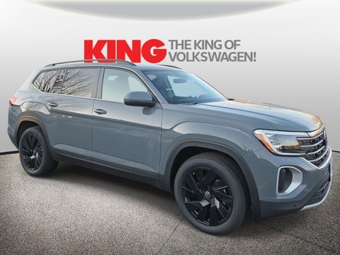 New 2026 Volkswagen Atlas SE image 1
