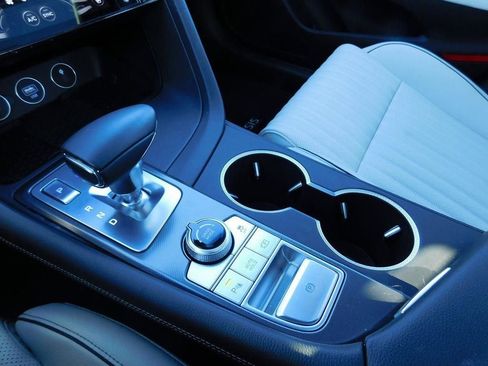 Used 2025 Genesis G70 3.3T Advanced image 27