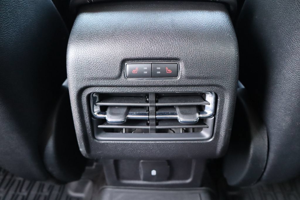 Used 2020 Lincoln Corsair AWD w/ Premium Package image 32