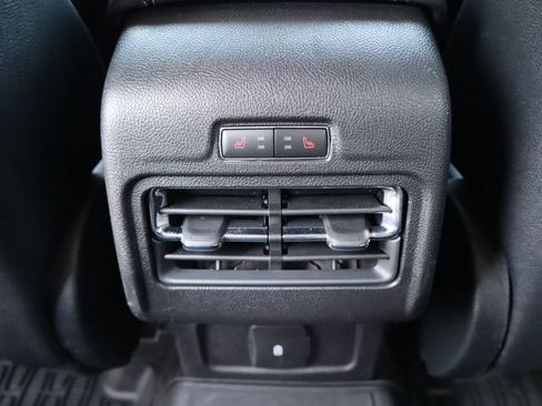 Used 2020 Lincoln Corsair AWD w/ Premium Package image 32