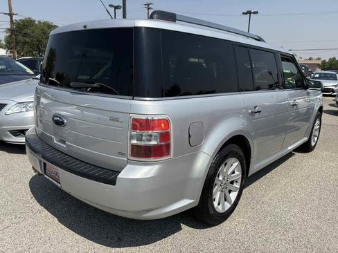 Used 2011 Ford Flex SEL w/ Rapid Spec Order Code image 5
