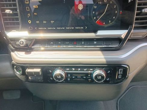 Used 2026 GMC Sierra 1500 SLT RWD image 4