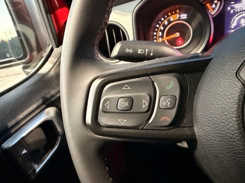 Used 2024 Jeep Wrangler Sport S image 19