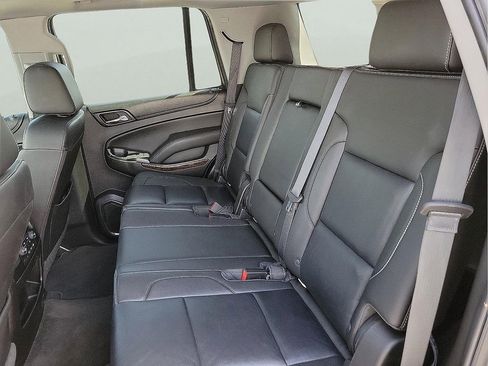 Used 2018 Chevrolet Tahoe LT image 13