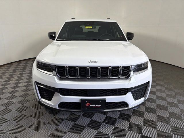 New 2026 Jeep Grand Cherokee Limited AWD/4WD image 4