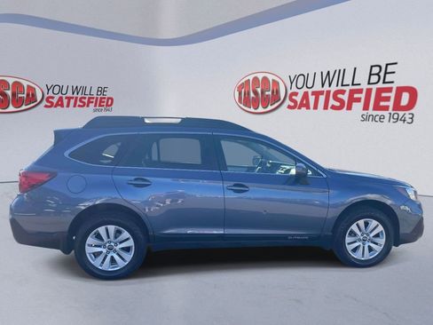 Used 2018 Subaru Outback 2.5i Premium AWD/4WD image 5