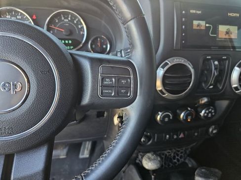 Used 2016 Jeep Wrangler Unlimited Sahara w/ Connectivity Group image 23