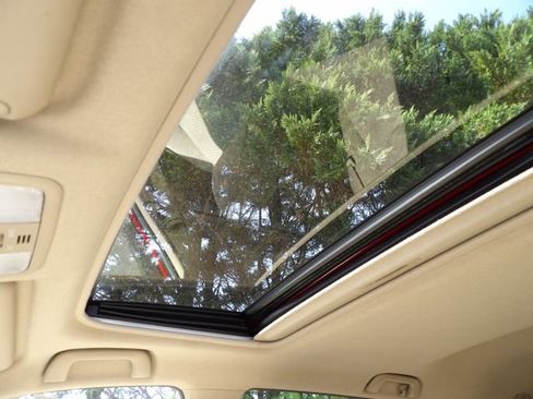 Used 2012 Toyota RAV4 4WD w/ Upgrade Value Pkg image 30