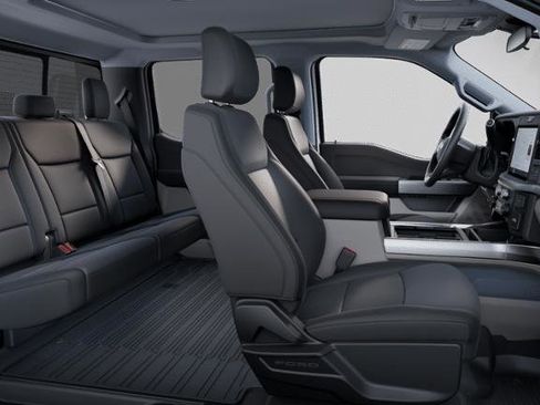 New 2025 Ford F250 XLT w/ Black Appearance Package image 28