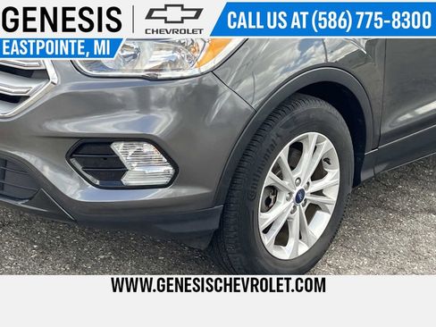 Used 2019 Ford Escape SE AWD/4WD image 7