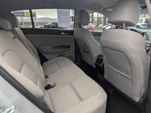 Used 2020 Kia Sportage LX image 31