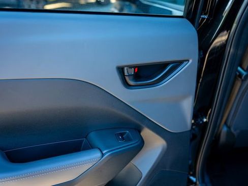 Certified 2025 Subaru Crosstrek 2.0i Premium image 29