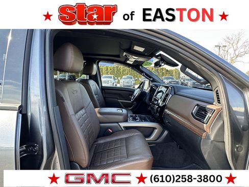 Used 2021 Nissan Titan Platinum Reserve w/ Moonroof Package image 9