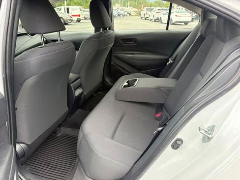 Used 2023 Toyota Corolla LE FWD image 9