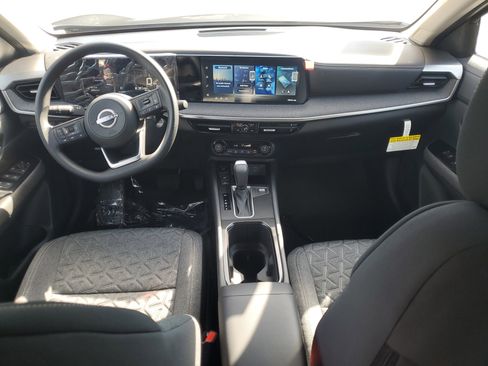 New 2026 Nissan Kicks SV FWD image 9