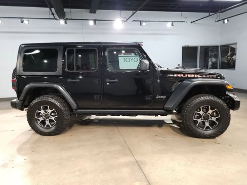 Used 2018 Jeep Wrangler Unlimited Rubicon AWD/4WD image 8
