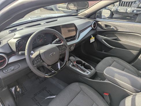 New 2026 Chevrolet Trax RS w/ Driver Confidence Package image 25