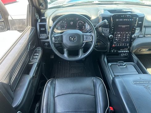 Used 2023 RAM 2500 Limited AWD/4WD image 33