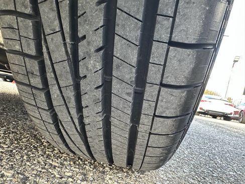 Used 2015 Lexus LS 460 AWD image 12