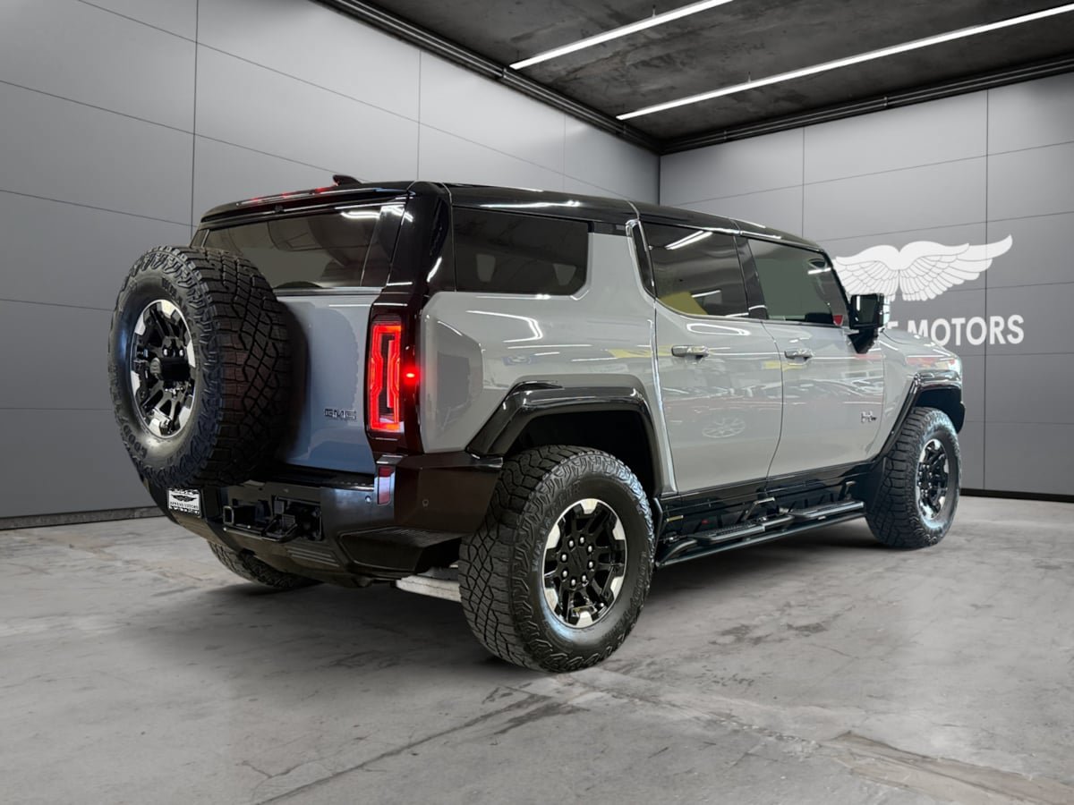 Used 2024 GMC Hummer EV 3X w/ Extreme Off-Road Package AWD/4WD image 5
