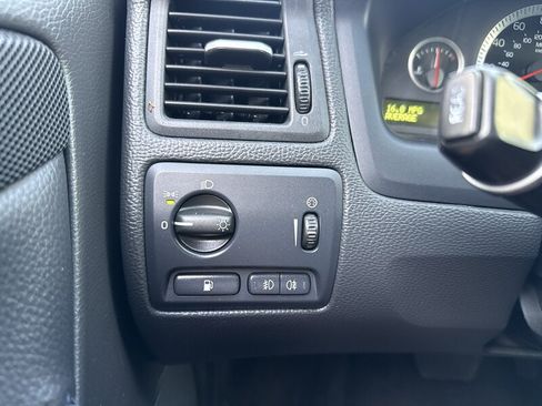 Used 2007 Volvo XC70 AWD/4WD image 34