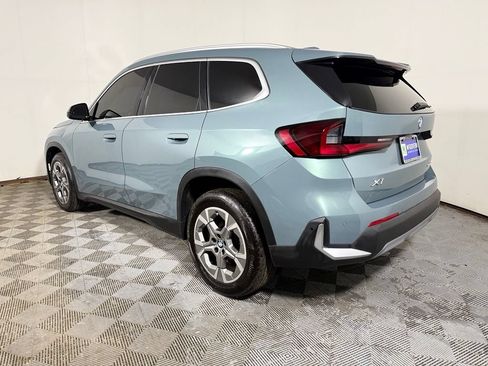 Used 2023 BMW X1 xDrive28i AWD/4WD image 4