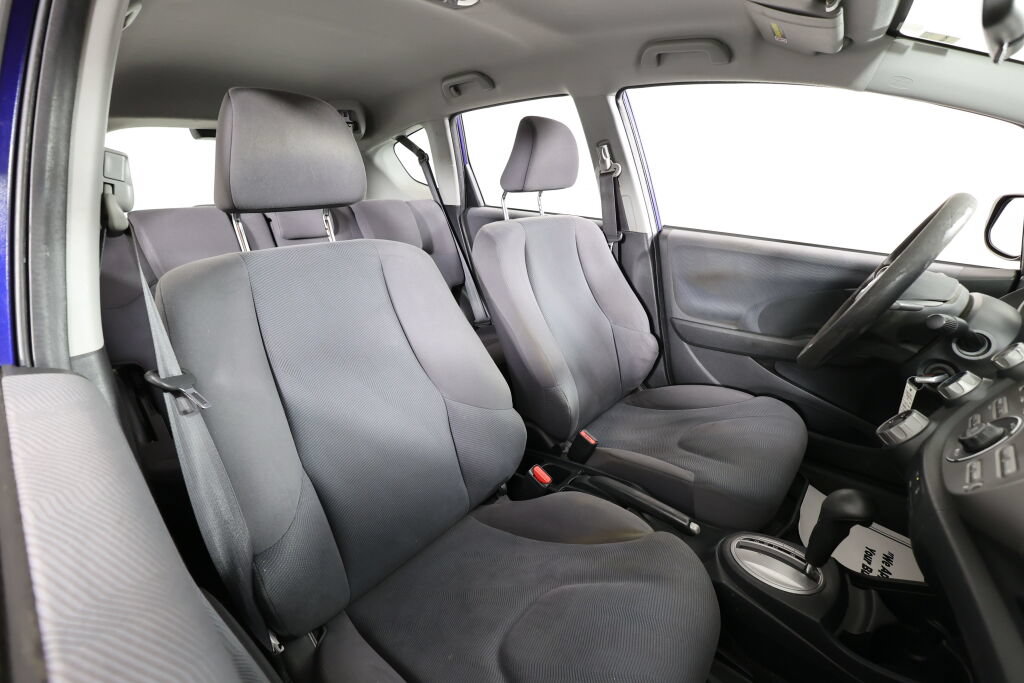 Used 2011 Honda Fit image 24