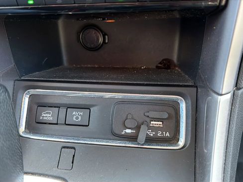 Used 2019 Subaru Ascent Limited AWD/4WD image 19