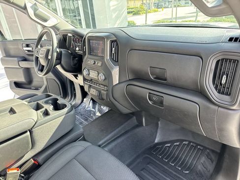Used 2024 GMC Sierra 1500 Pro w/ Pro Value Package AWD/4WD image 32