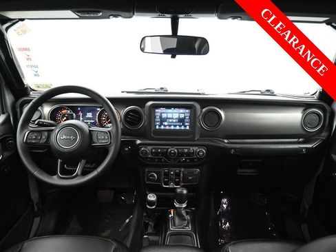 Used 2023 Jeep Gladiator Willys image 14