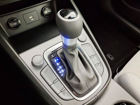 Certified 2023 Hyundai Kona SEL FWD image 21