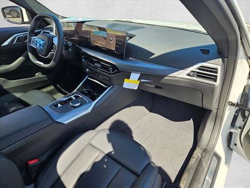 Used 2026 BMW 430i Coupe w/ Parking Assistance Package image 21