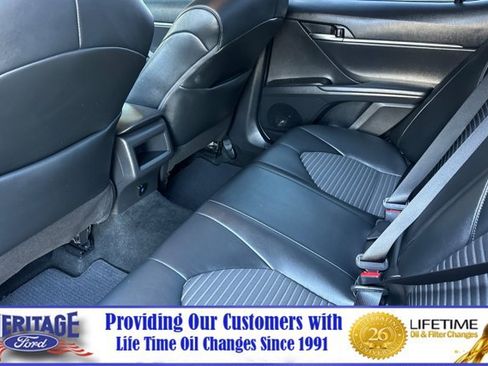 Used 2022 Toyota Camry SE w/ Carpet Mat Package (TMS) FWD image 12