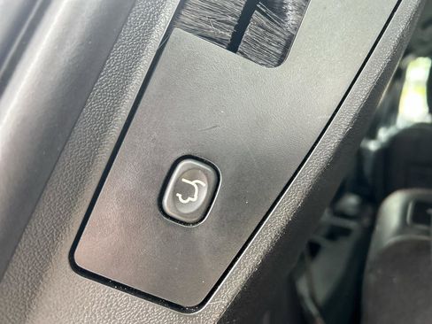 Used 2019 Dodge Grand Caravan GT FWD image 23