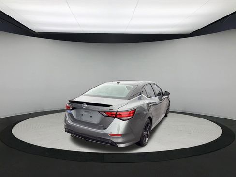 Used 2023 Nissan Sentra SR w/ Midnight Edition Package FWD image 8