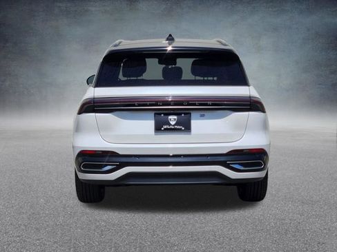 New 2026 Lincoln Nautilus Reserve AWD/4WD image 6