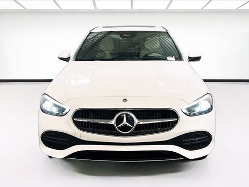 Used 2025 Mercedes-Benz C 300 Sedan image 2