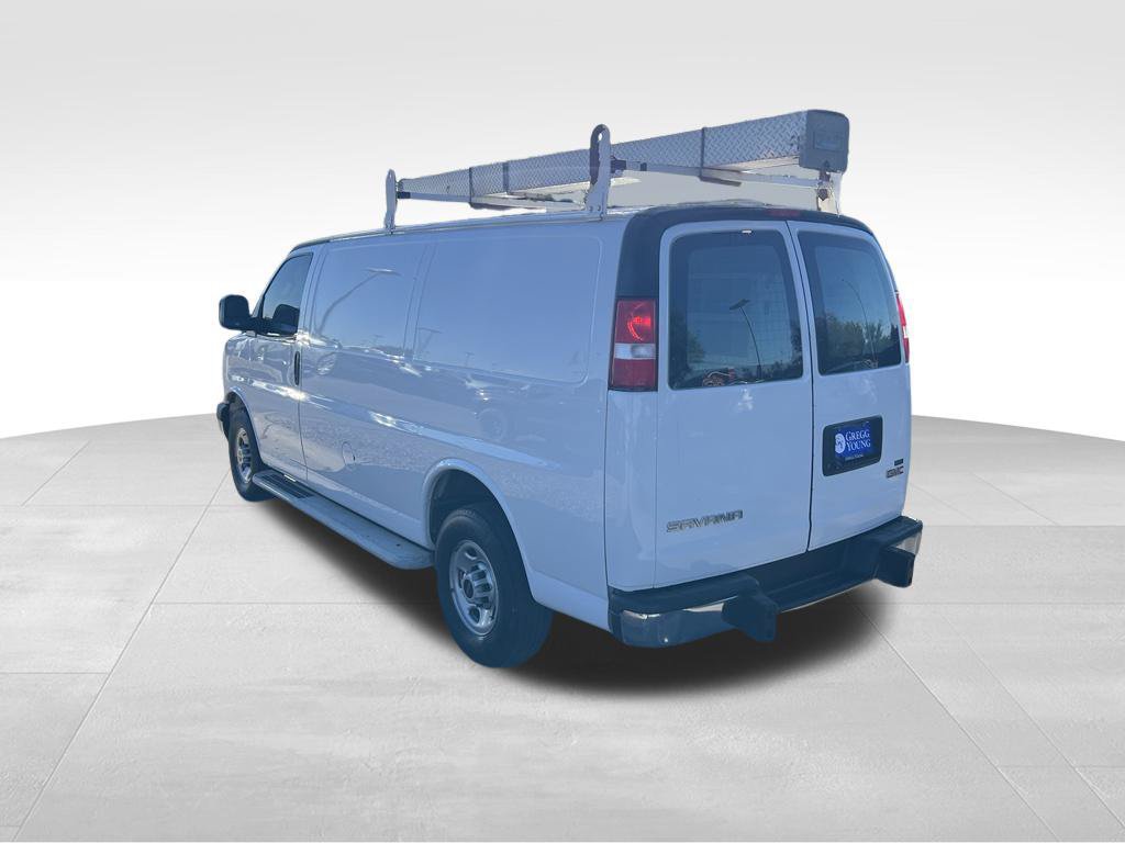 Used 2019 GMC Savana 2500 w/ Driver Convenience Package RWD image 4