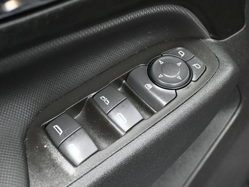 Used 2023 Chevrolet Equinox RS FWD image 14