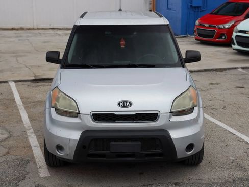 Used 2011 Kia Soul FWD image 11