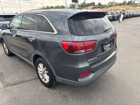 Used 2020 Kia Sorento LX AWD/4WD image 5
