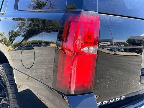 Used 2018 Chevrolet Tahoe Premier AWD/4WD image 30