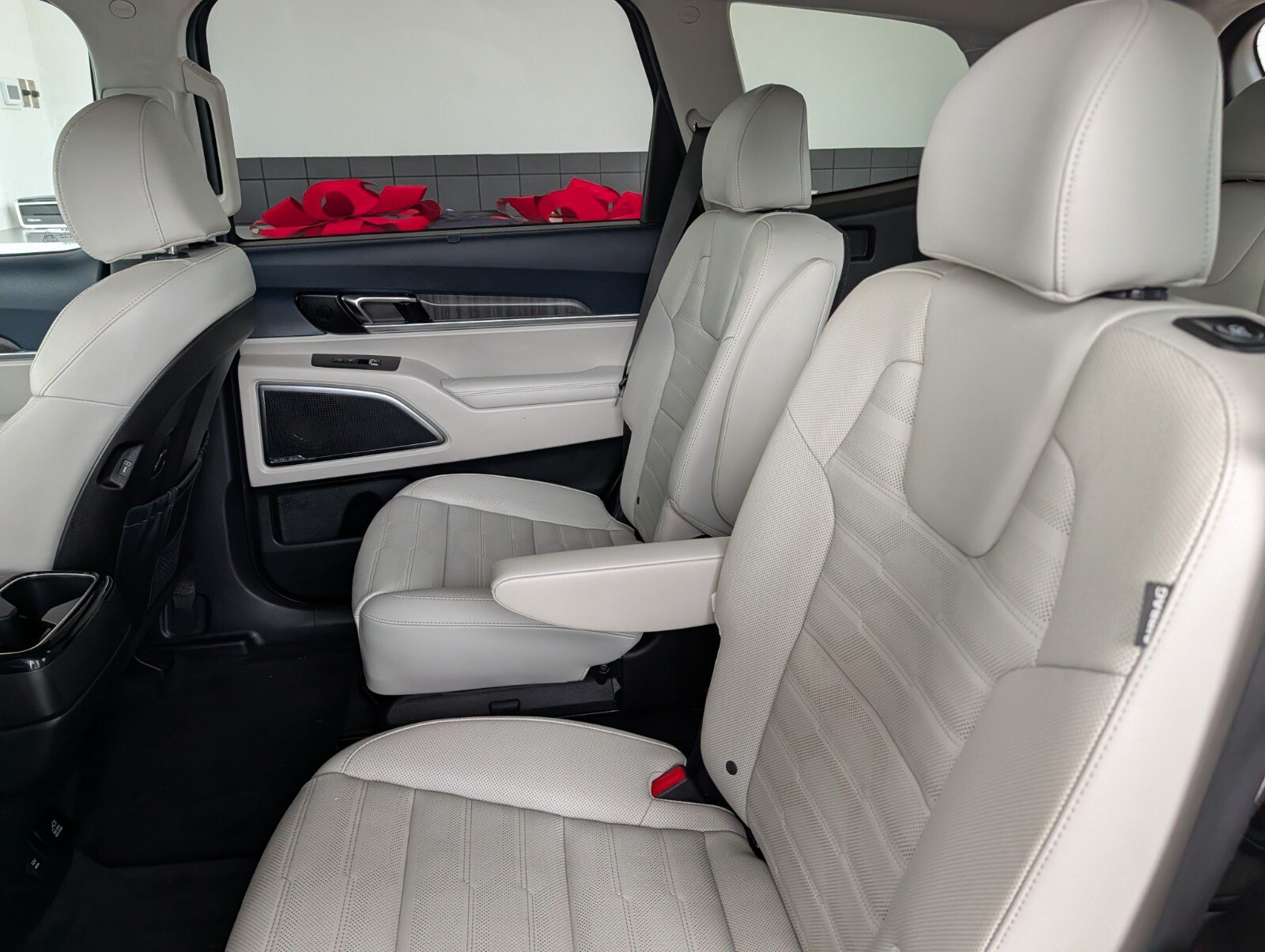 Used 2023 Kia Telluride SX Prestige AWD/4WD image 8